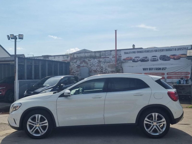 MERCEDES-BENZ GLA CLASS