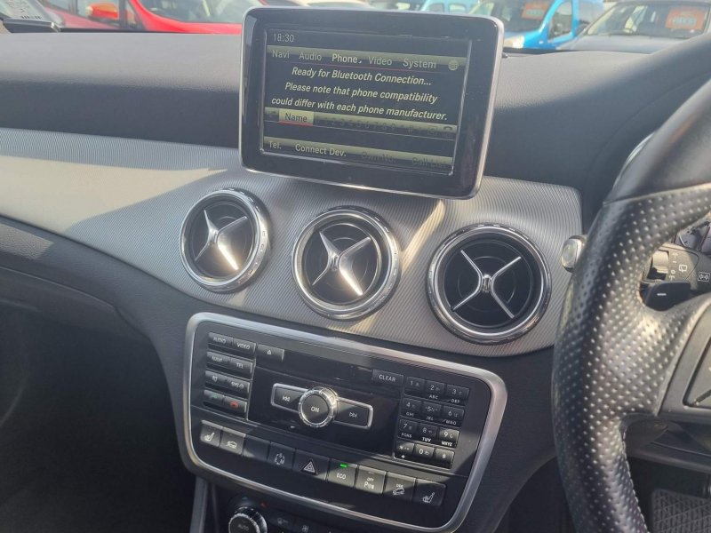 MERCEDES-BENZ GLA CLASS