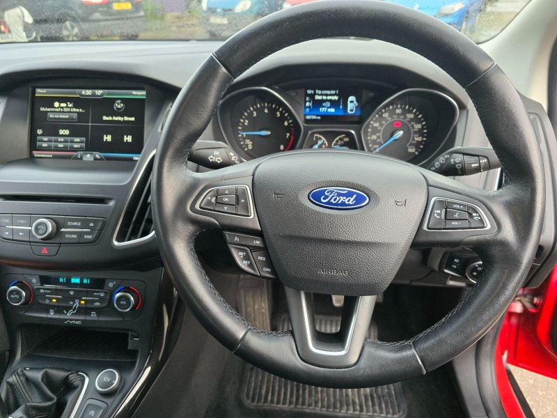 FORD FOCUS