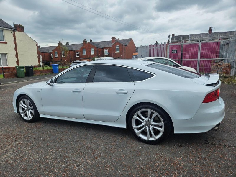 AUDI S7