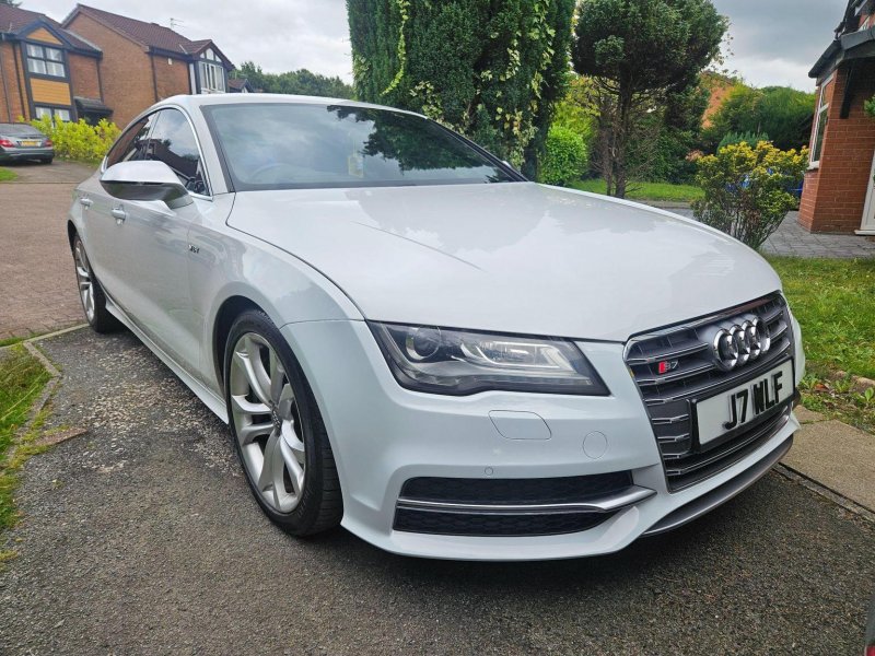 AUDI S7