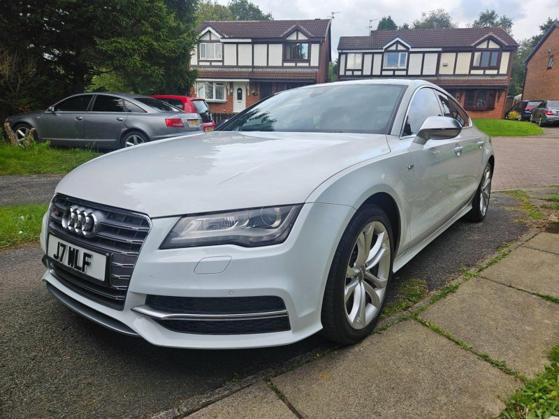 AUDI S7