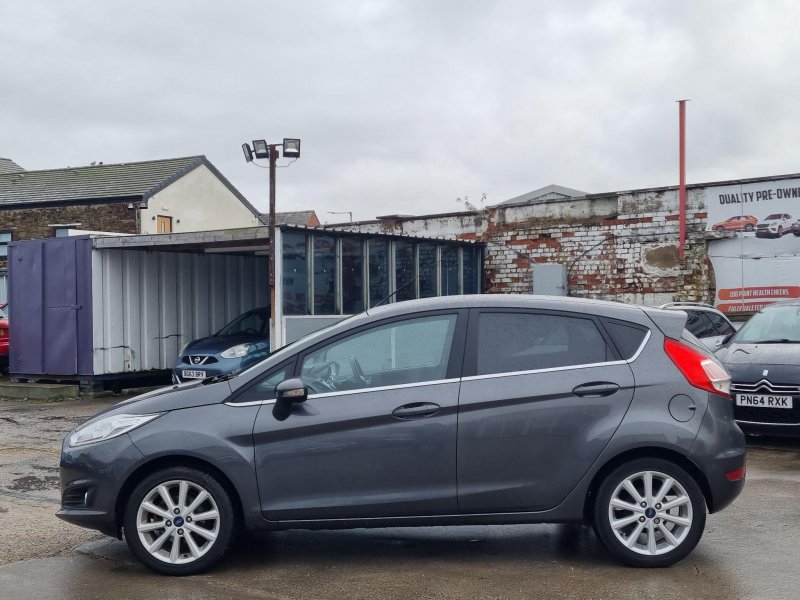FORD FIESTA