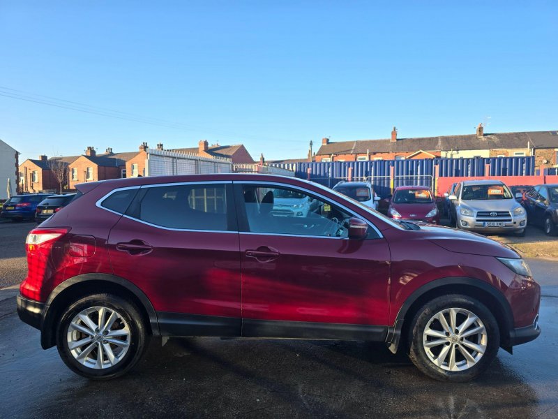 NISSAN QASHQAI
