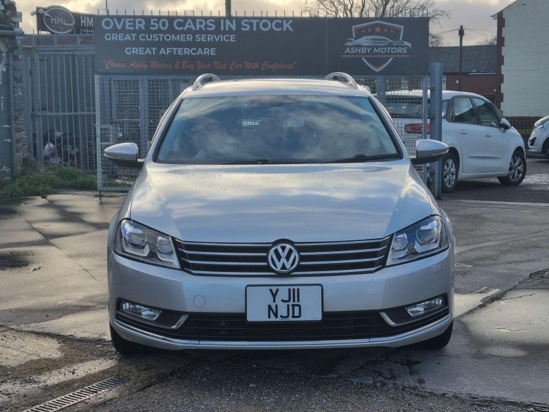 VOLKSWAGEN PASSAT