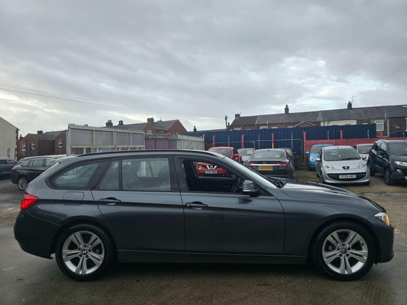 BMW 3 SERIES