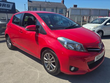 TOYOTA YARIS 1.4 D-4D Icon Plus Euro 5 5dr