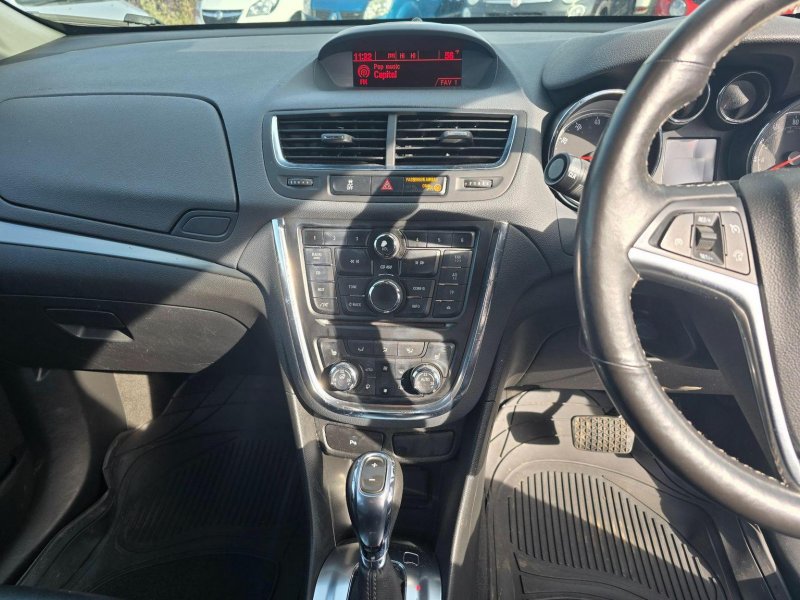 VAUXHALL MOKKA
