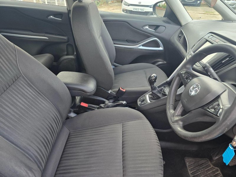 VAUXHALL ZAFIRA TOURER