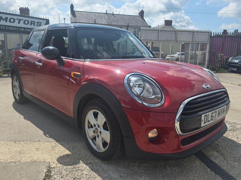 MINI HATCH 1.5 Cooper D Euro 6 (s/s) 5dr