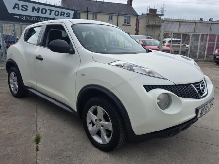 NISSAN JUKE 1.6 Visia Euro 5 5dr