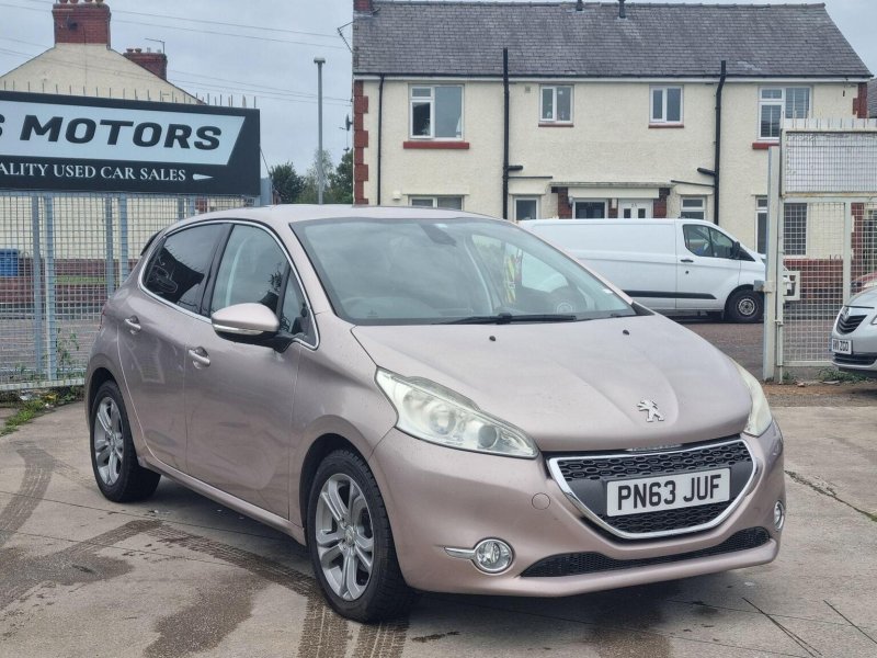 PEUGEOT 208 1.2 e-VTi PureTech Allure EGC Euro 5 (s/s) 5dr