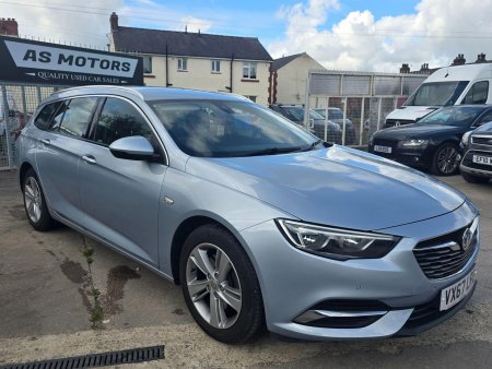 VAUXHALL INSIGNIA 1.6 Turbo D ecoTEC Tech Line Nav Sports Tourer Auto Euro 6 (s/s) 5dr